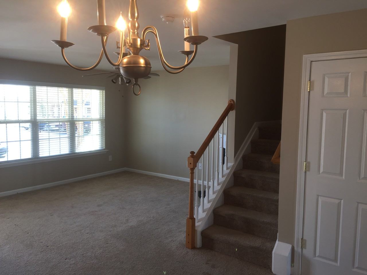 10143 Ballyclare Ct - Photo 5 of 23
