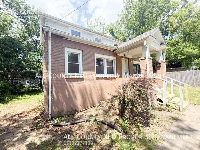 1234 Winton Ave - Photo 2 of 30