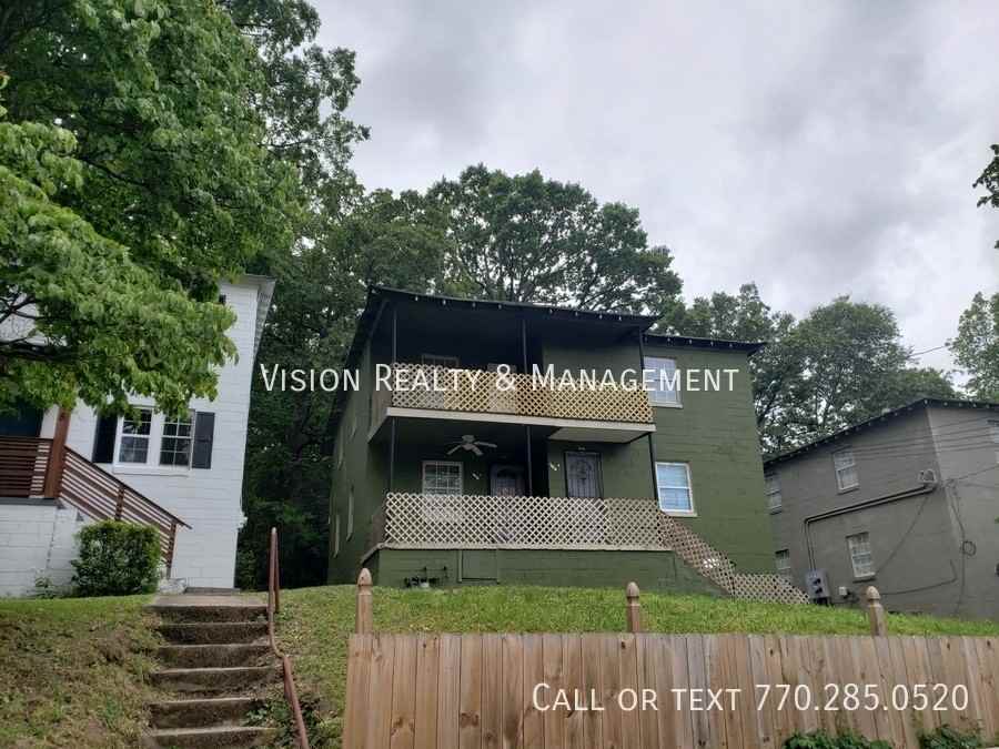 1070 Ollie Cir Nw Unit A - Photo 3 of 22