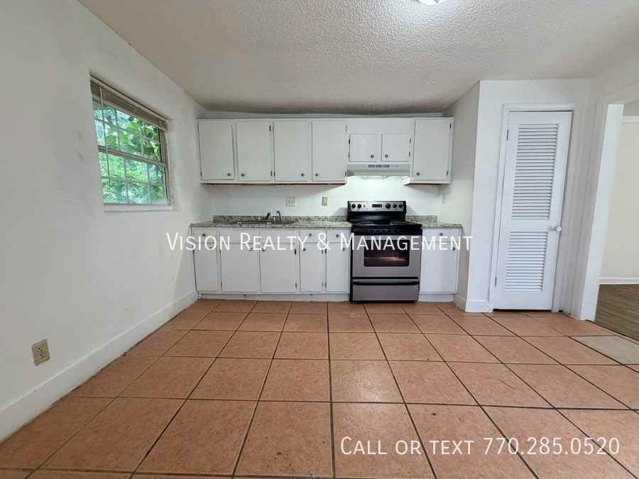 1070 Ollie Cir Nw Unit A - Photo 2 of 22