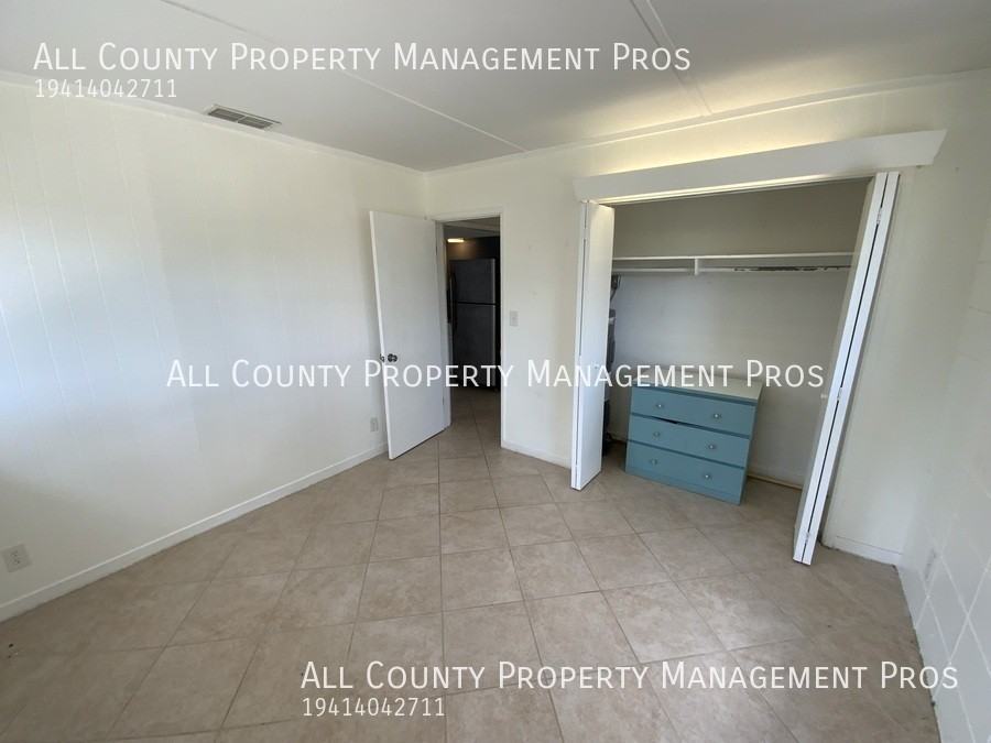 401 7th St W #4A - Photo 5 of 13
