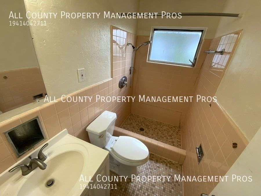 401 7th St W #4A - Photo 6 of 13