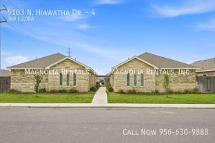 5103 N Hiawatha Dr #4 - Photo 1 of 1