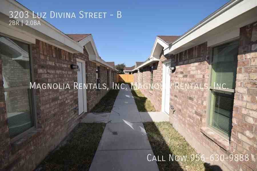 3203 Luz Divina St #B - Photo 2 of 13