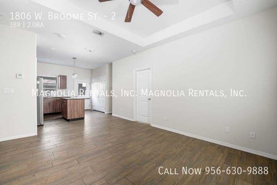 1806 W Broome St #2 - Photo 3 of 13