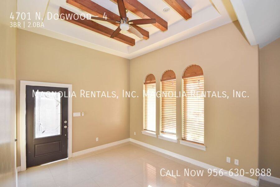 4701 N Dogwood St #4 - Photo 5 of 15