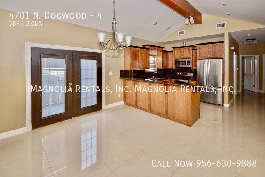 4701 N Dogwood St #4 - Photo 7 of 15