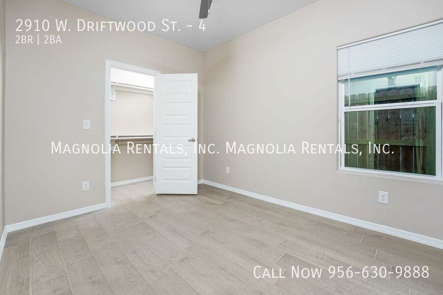 2910 W Driftwood St #4 - Photo 7 of 7