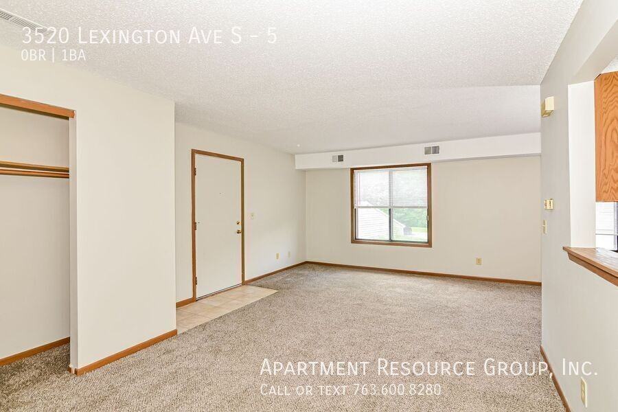 3520 Lexington Ave S #5 - Photo 7 of 42