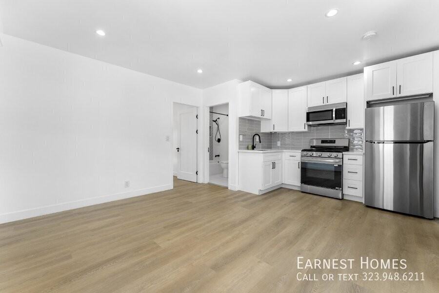19433 Valerio St #2 - Photo 5 of 19