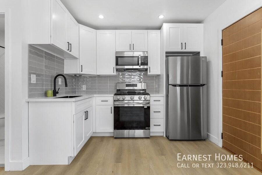 19433 Valerio St #2 - Photo 6 of 19