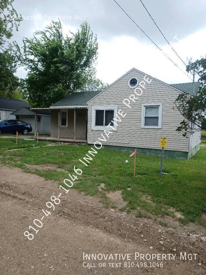4064 Homestead Dr - Photo 2 of 32