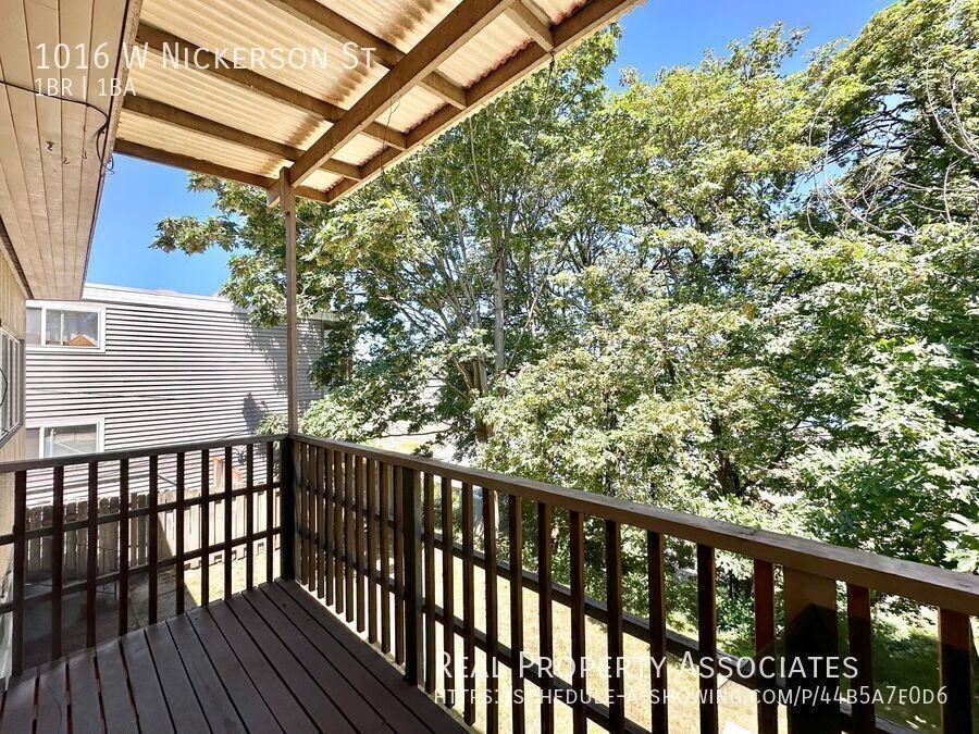 1016 W Nickerson St - Photo 7 of 16