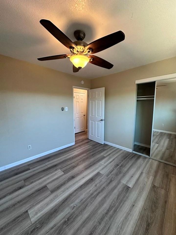 Union Manor Apartments - Photo 7 of 19