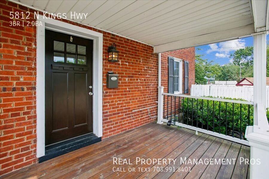 5812 N Kings Hwy - Photo 2 of 44