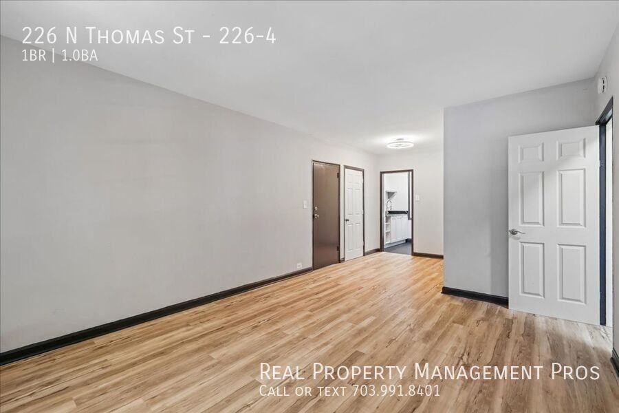 226 N Thomas St #226-4 - Photo 5 of 23