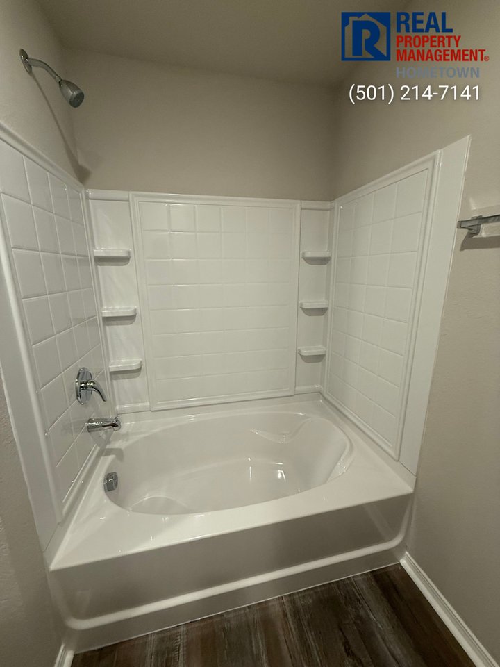 6016 Croft Ave - Photo 7 of 18