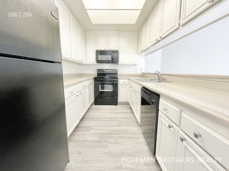 11223 Richland Ave #302 - Photo 5 of 14