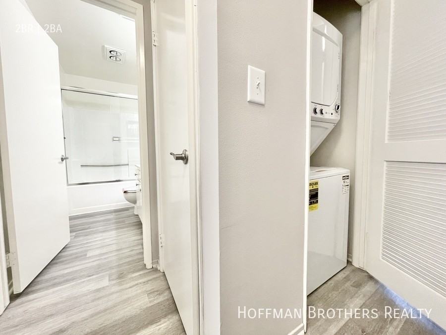11223 Richland Ave #302 - Photo 6 of 14