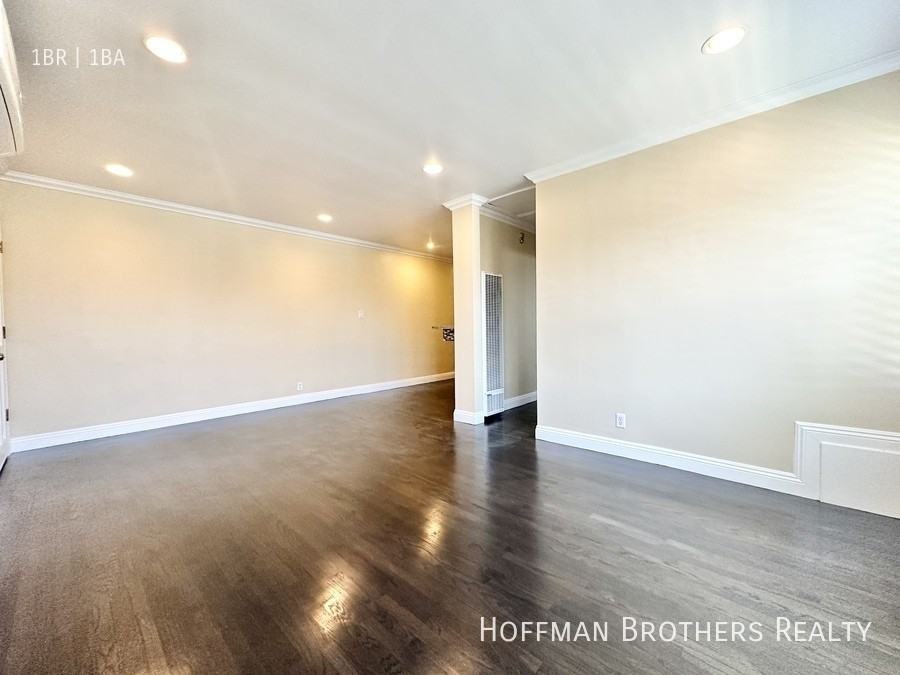 1913 1/2 Claudina Ave - Photo 5 of 6