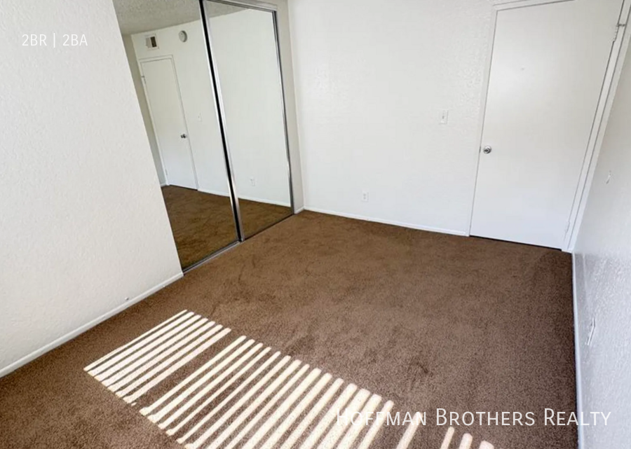 18144 Burbank Blvd #203 - Photo 6 of 7