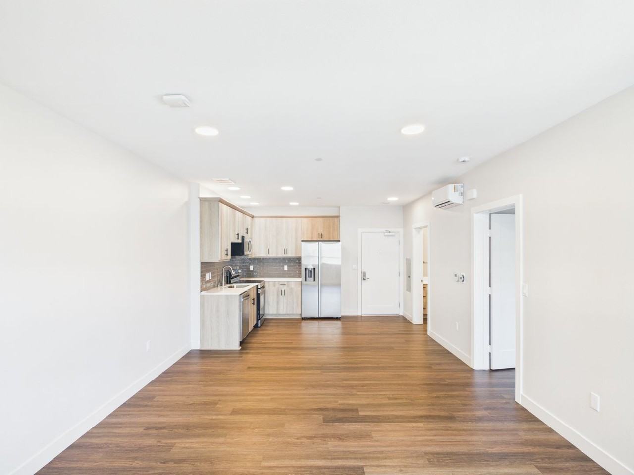 NV Lofts — Modern Luxury Living, Centered on You - Photo 7 of 36