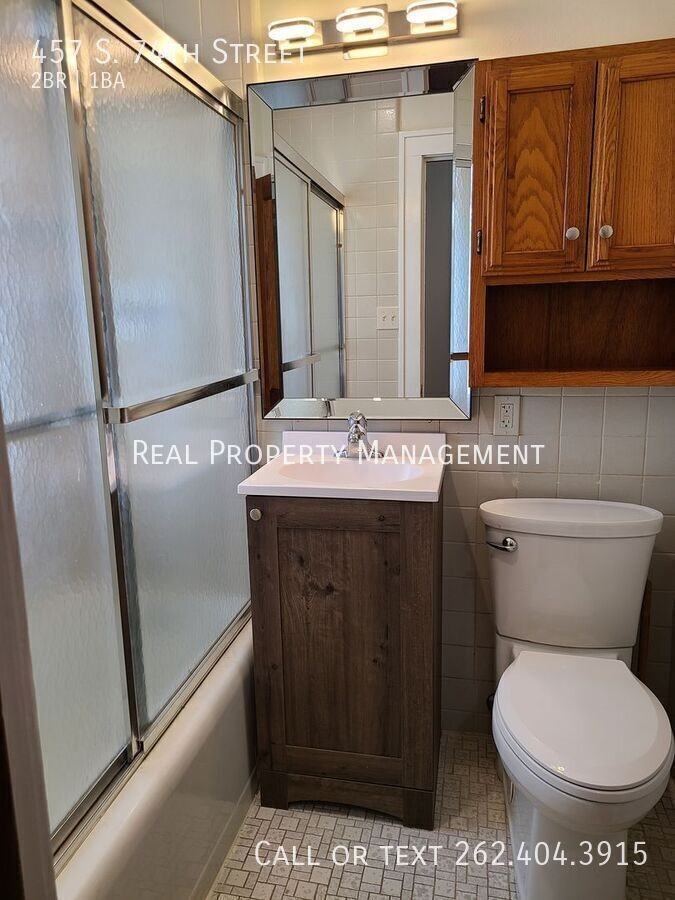 457 S 74th St - Photo 4 of 22