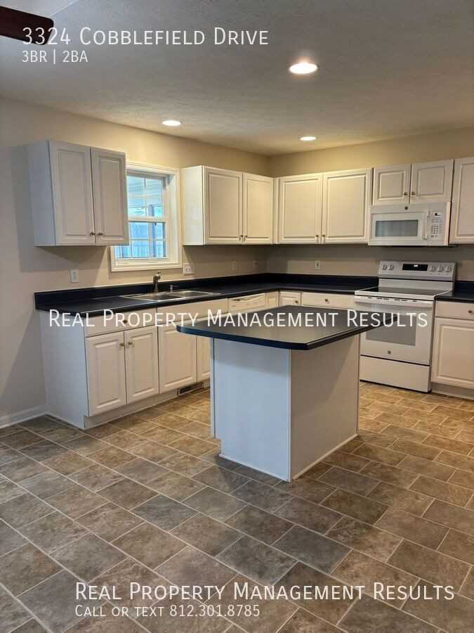 3324 Cobblefield Dr - Photo 4 of 22