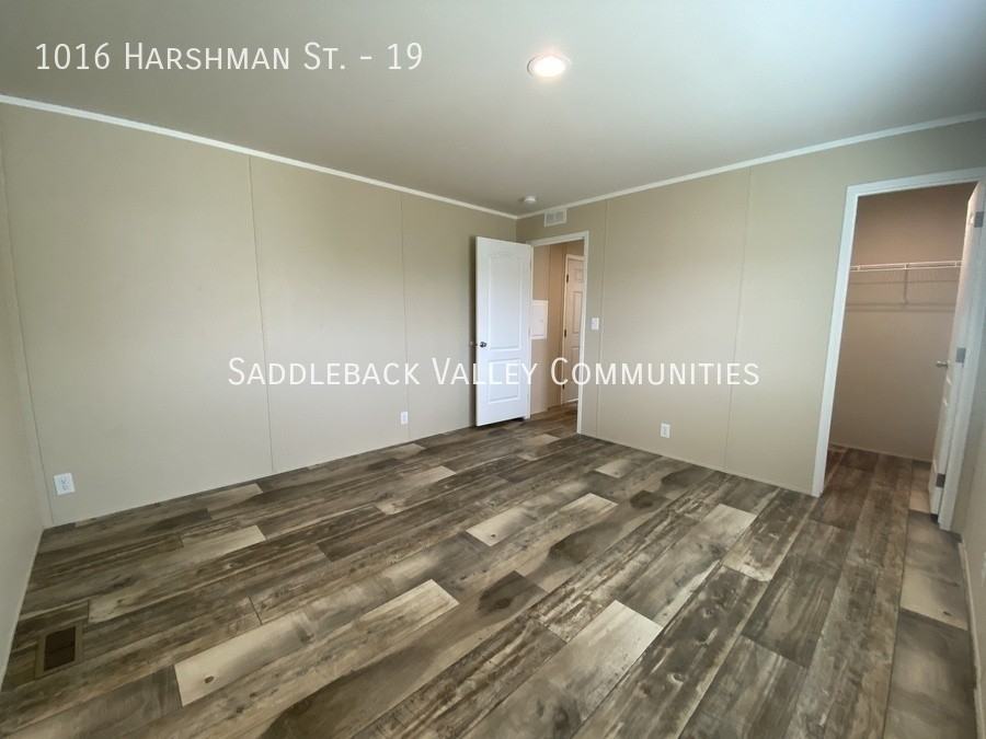 1016 Harshman St #19 - Photo 5 of 12