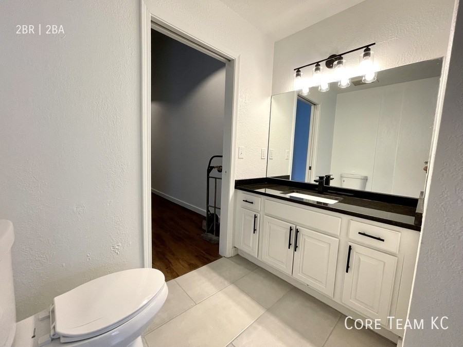 934 Broadway Blvd #106 - Photo 5 of 12