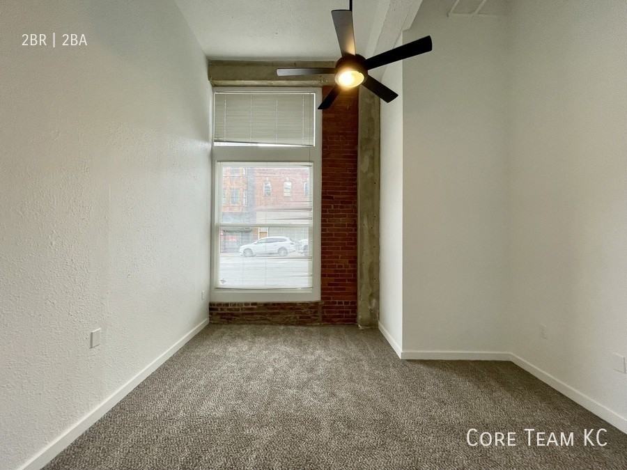 934 Broadway Blvd #106 - Photo 6 of 12