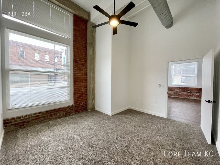 934 Broadway Blvd #106 - Photo 7 of 12
