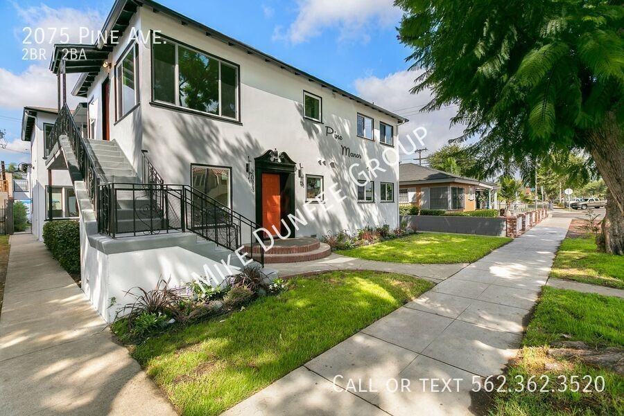 2075 Pine Ave - Photo 3 of 22