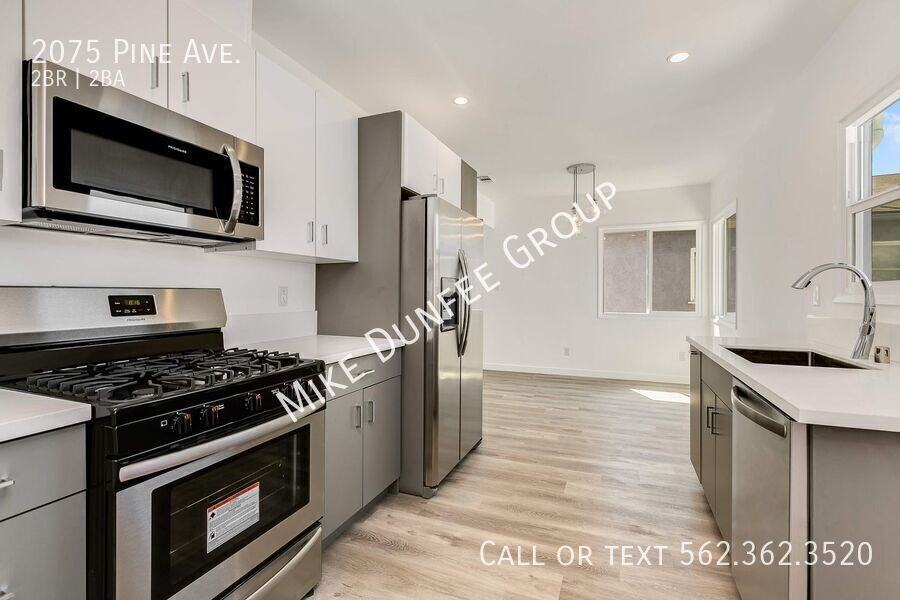 2075 Pine Ave - Photo 6 of 22