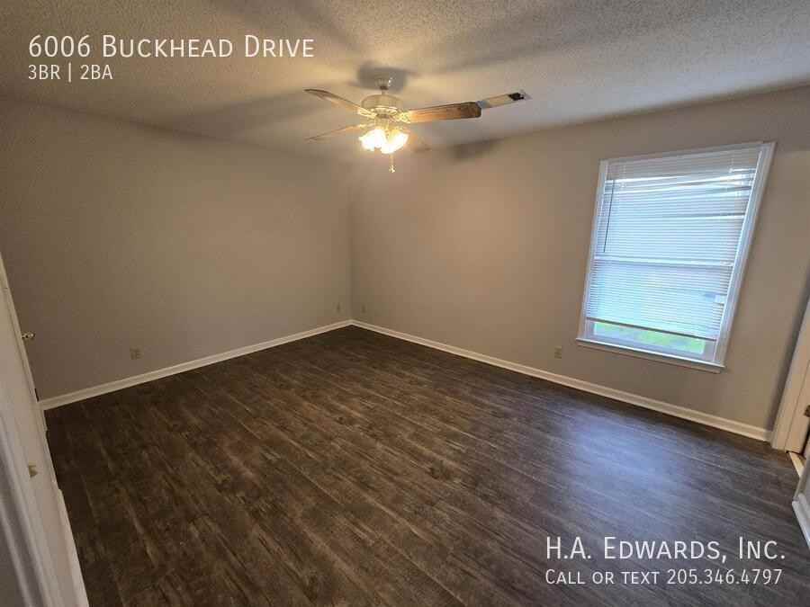 6006 Buckhead Dr - Photo 3 of 16