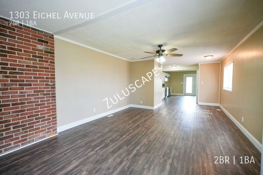 1303 E Eichel Ave - Photo 2 of 18
