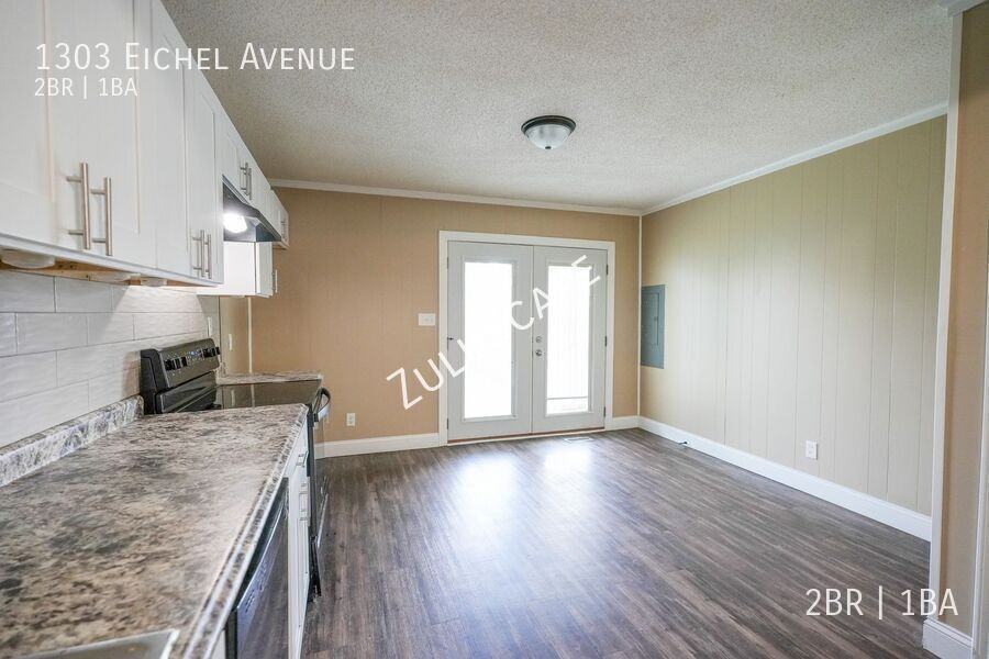 1303 E Eichel Ave - Photo 7 of 18