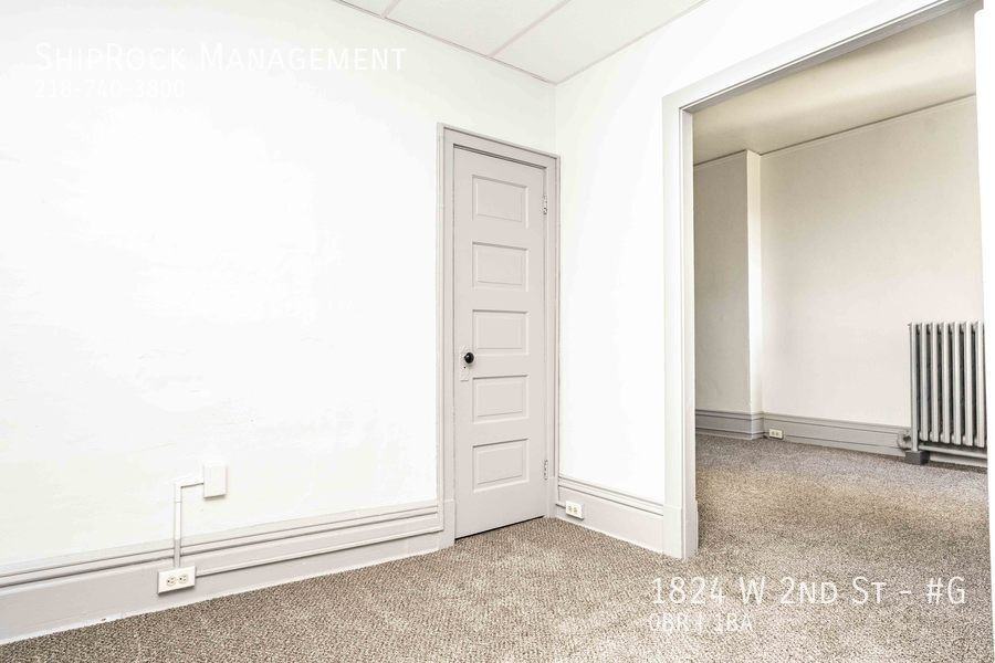 1824 W 2nd St #G - Photo 3 of 10