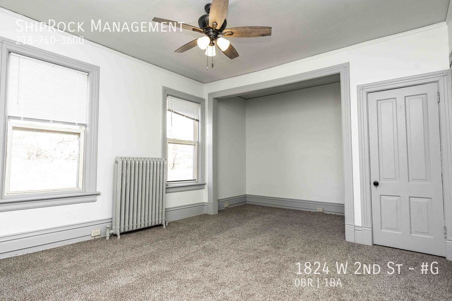 1824 W 2nd St #G - Photo 5 of 10