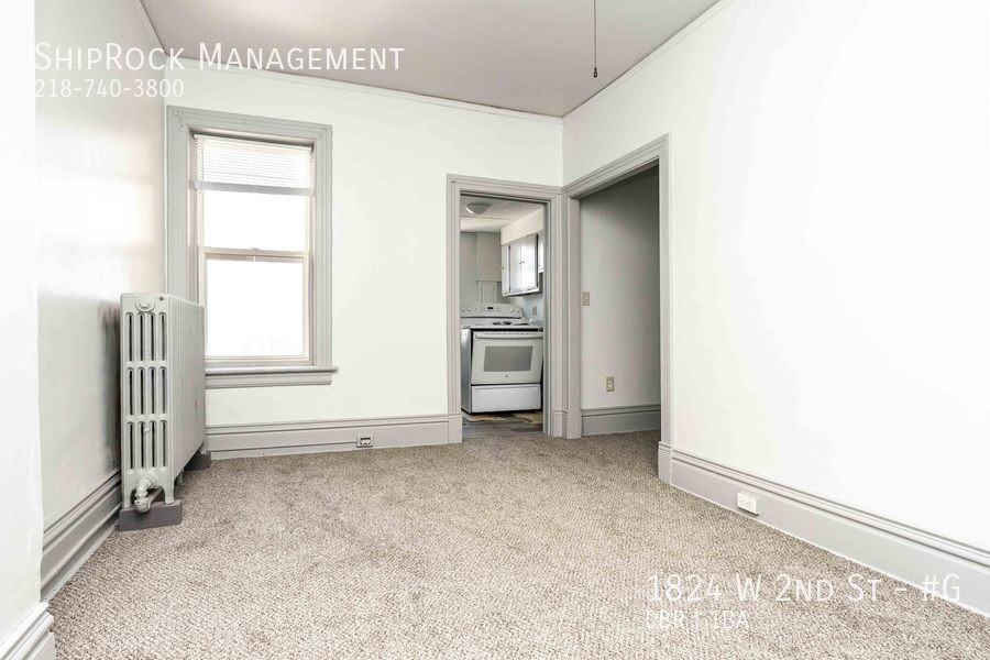 1824 W 2nd St #G - Photo 7 of 10