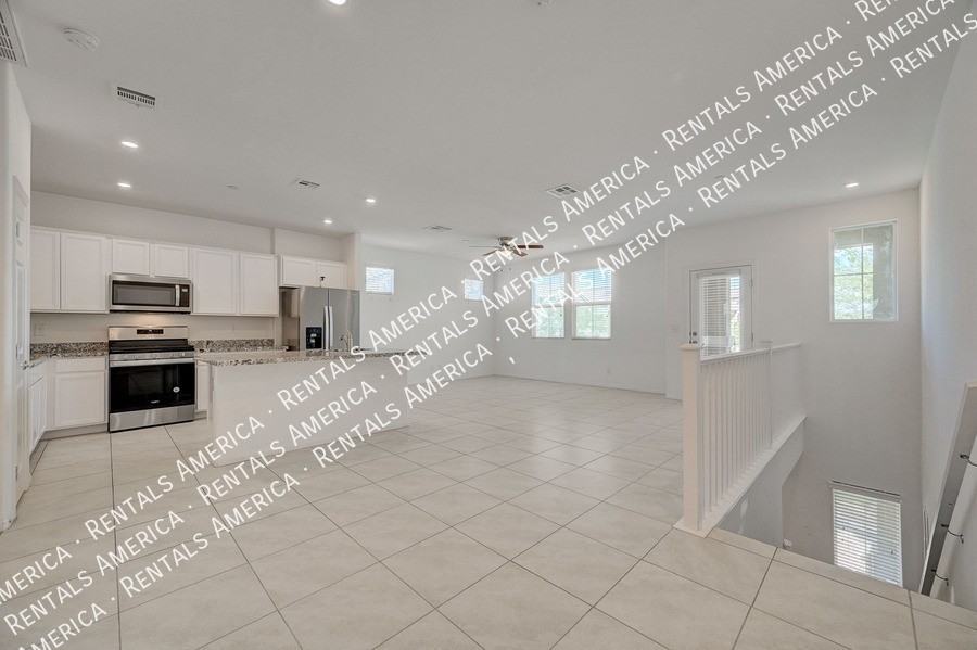 650 Vetiver Ln - Photo 5 of 15