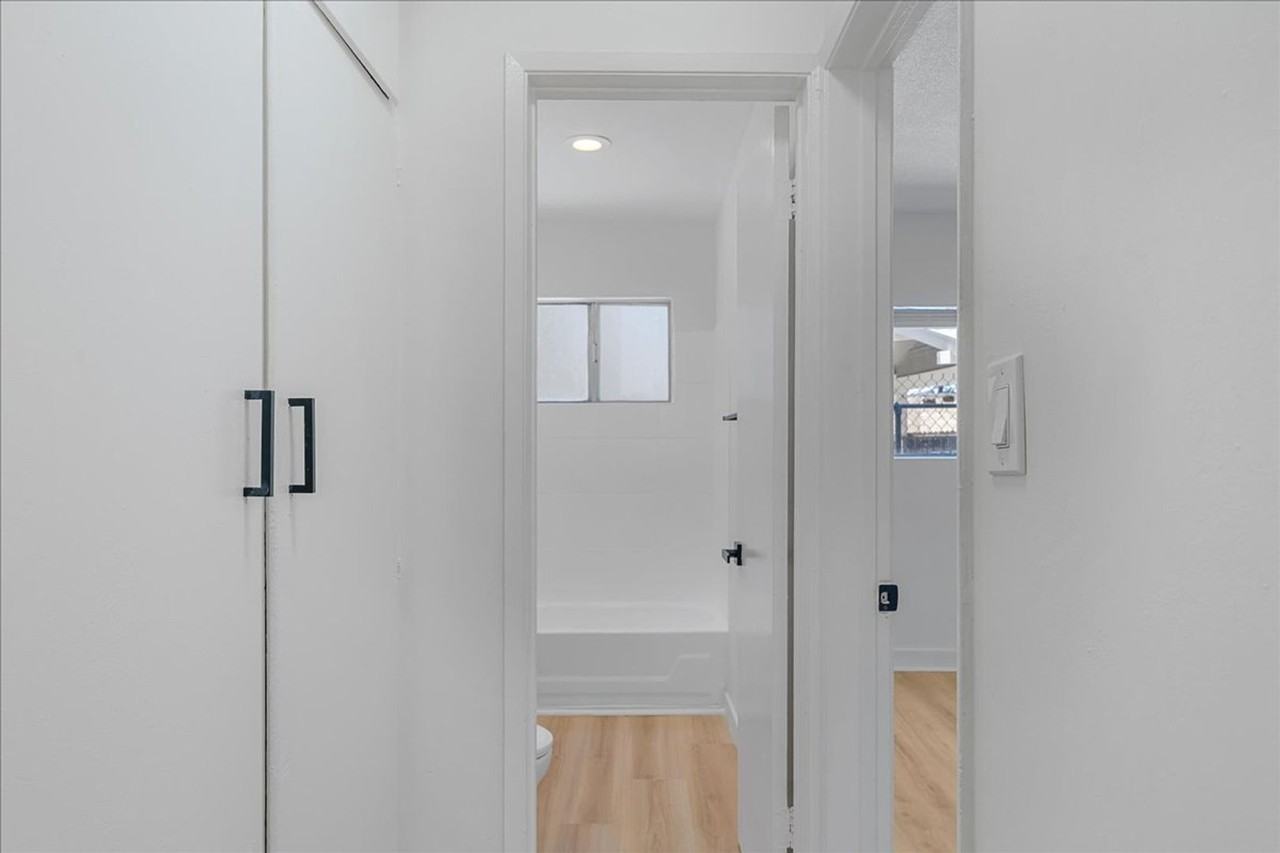 1626 Pine Ave #D - Photo 6 of 14