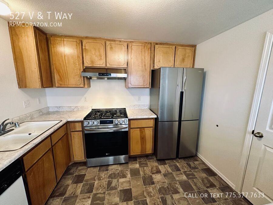 527 V And T Way - Photo 6 of 30