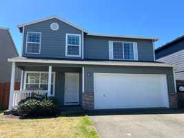 featured image of 1211 Ne 168th St