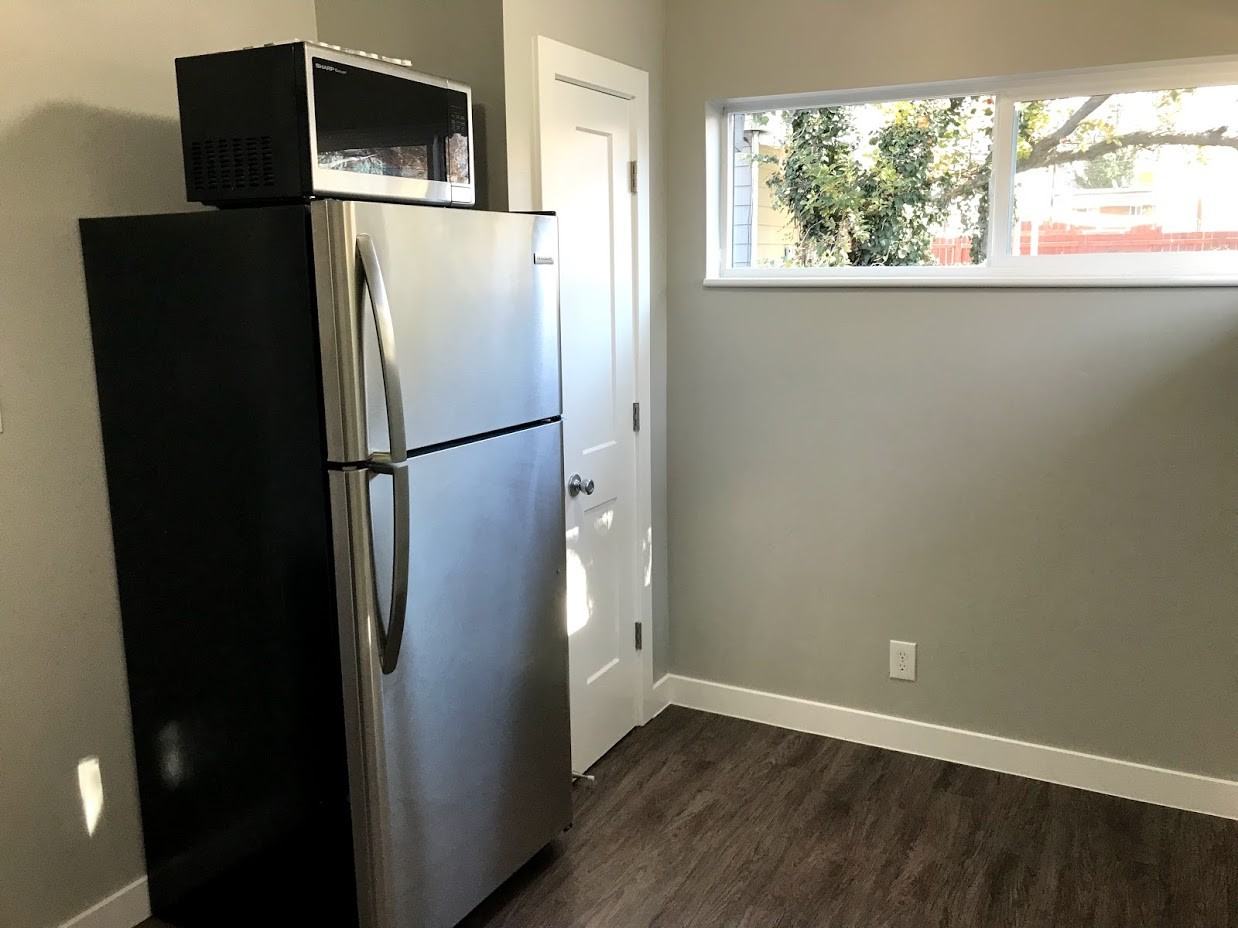 1334 E Zenith Ave - Photo 6 of 18
