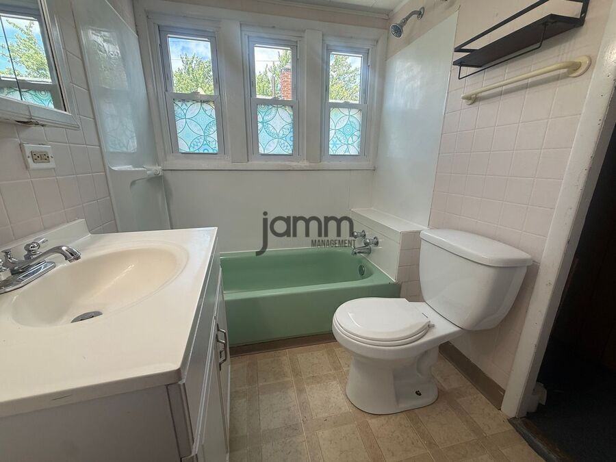 1330 Cranford Ave #3 - Photo 4 of 14