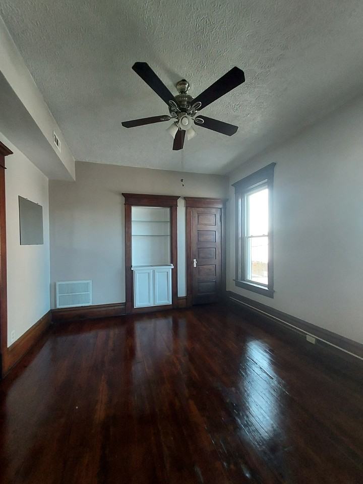 79 W Church St #4 - Photo 2 of 9