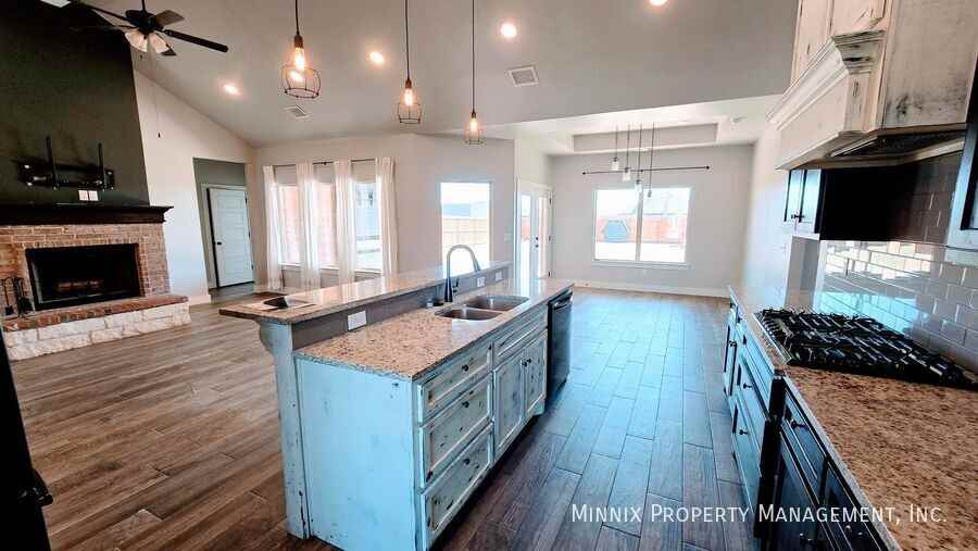 9625 Hey Jude Ln W - Photo 5 of 34