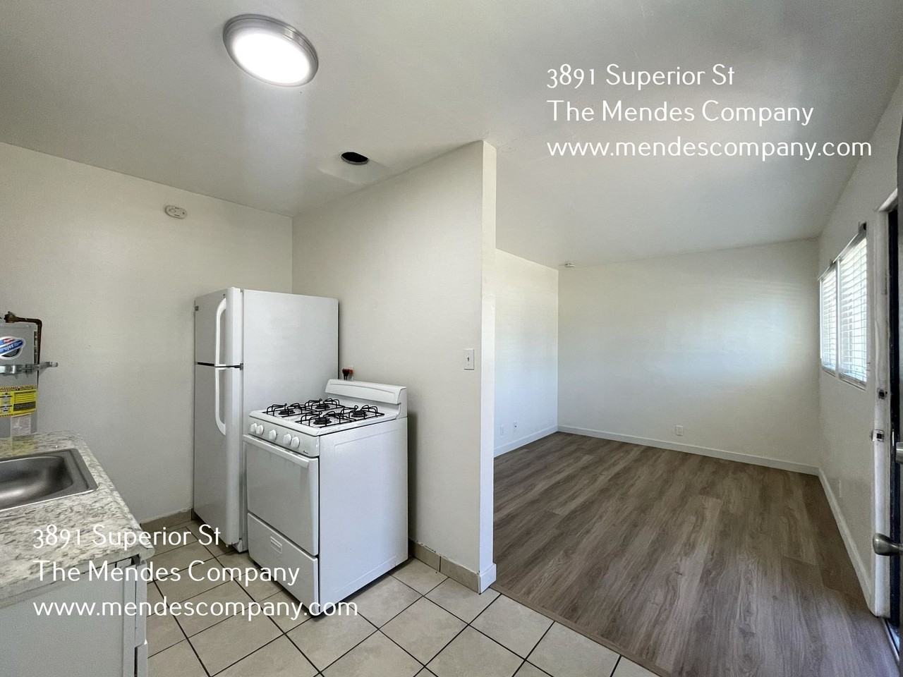 3891 Superior St - Photo 2 of 9