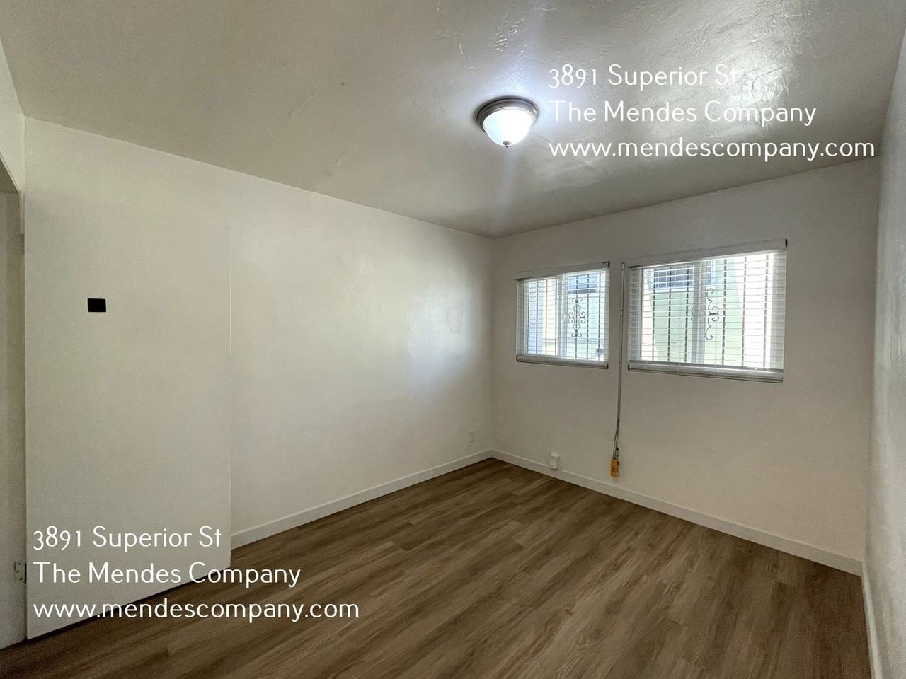 3891 Superior St - Photo 5 of 9